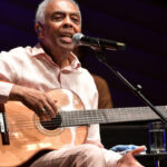 ‘Tive dificuldade de me conformar’, diz Gilberto Gil sobre morte do filho aos 19 anos